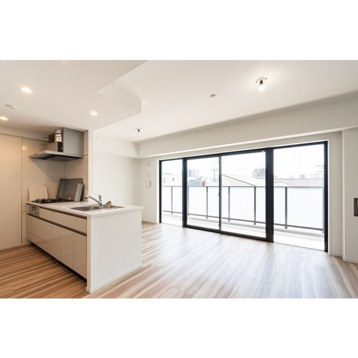 グランカーサ川口青木町公園の居間