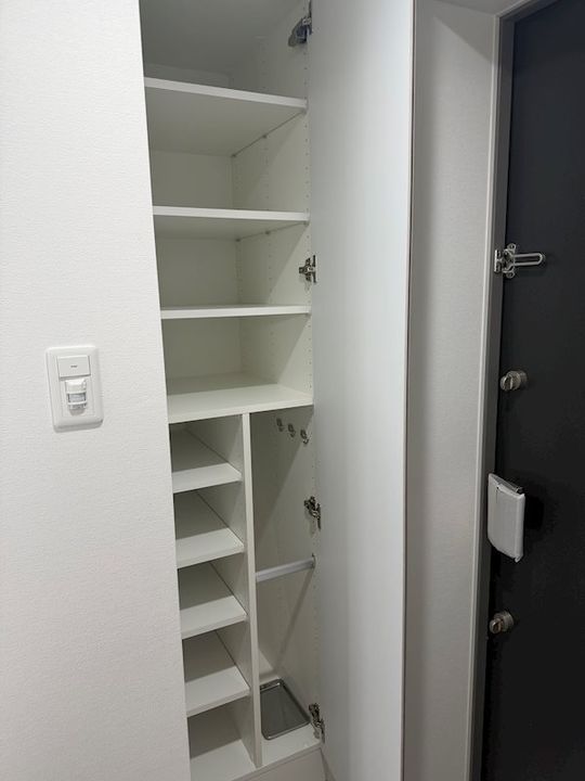 メインステージ和光508号室の玄関