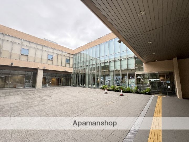 エクラージュの周辺