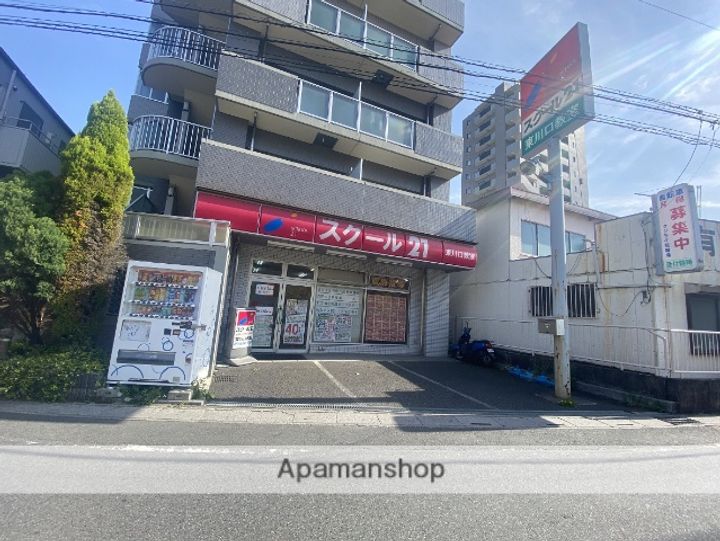 エスポワールの周辺
