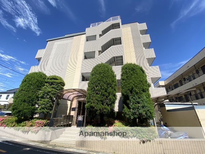 エマーユ東川口の外観
