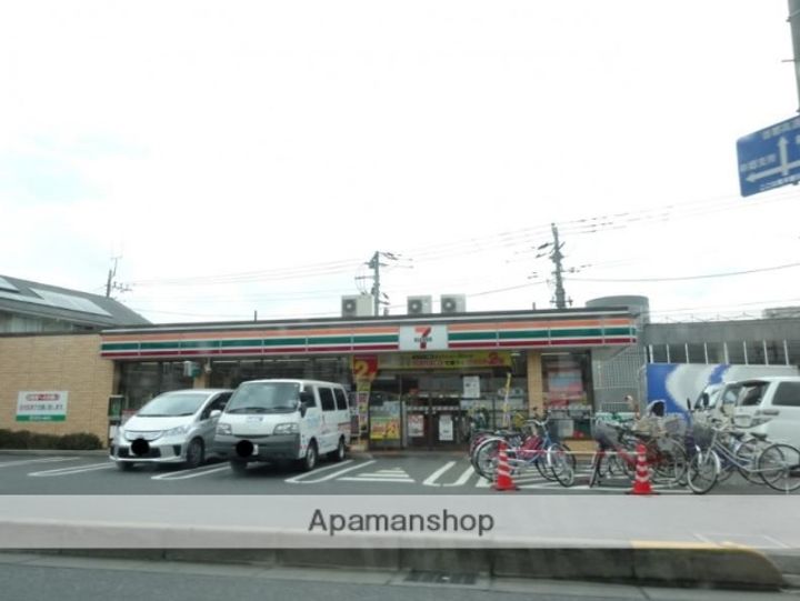 エマーユ東川口の周辺
