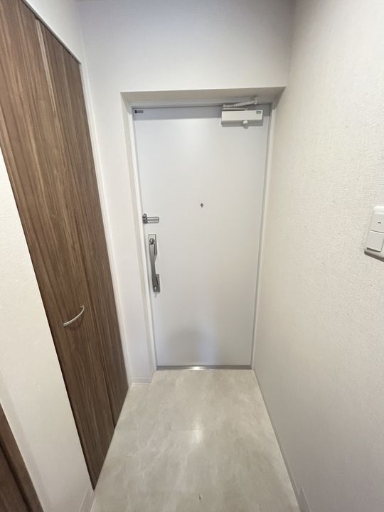 スターズスクエア浦和美園の玄関