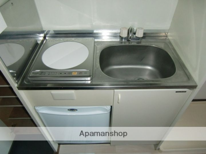 エマーユ東川口のキッチン