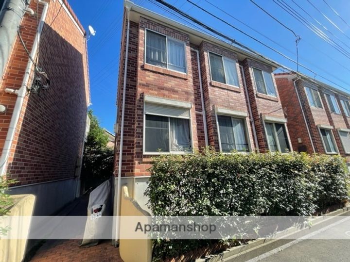 モンシャトー宮原D棟101の外観