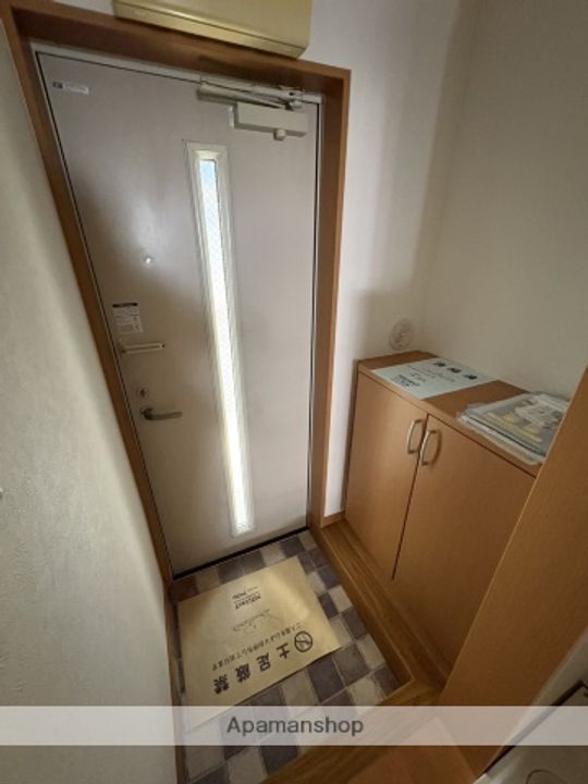 モンシャトー宮原D棟101の内装