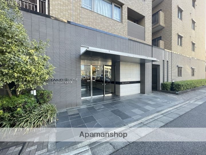 グランスイート浦和常盤の外観