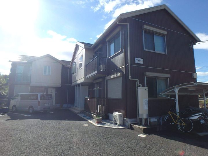 PLATZ・E103の外観