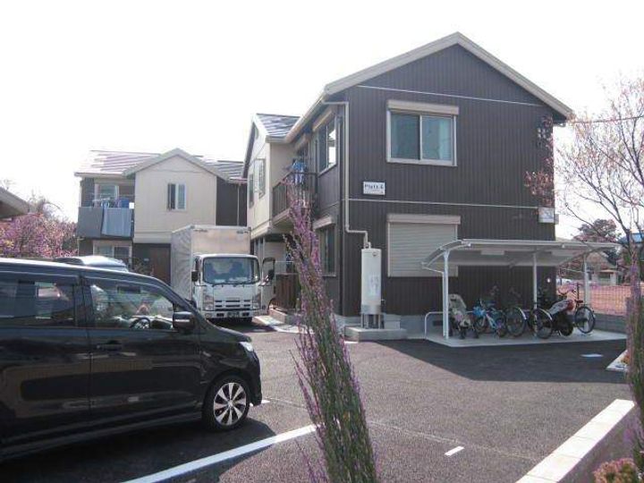 PLATZ・E103の外観