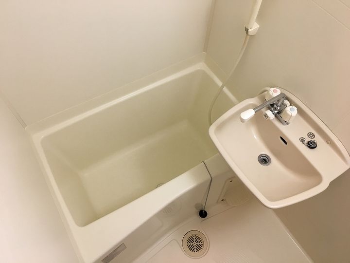 レオパレスコヅチの風呂