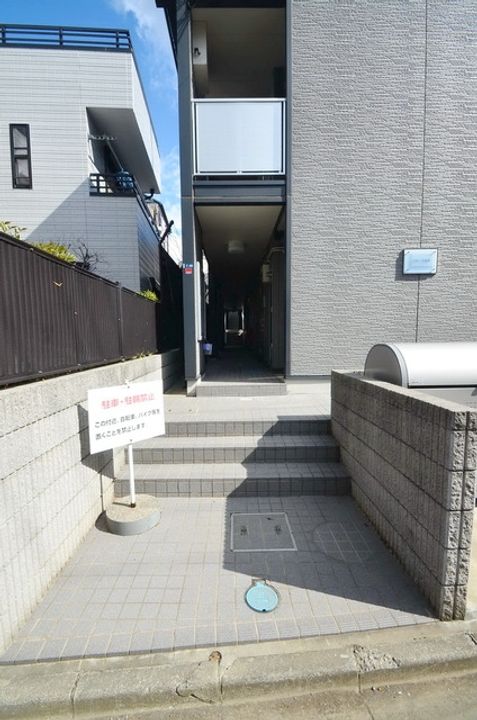 レオパレスフローラ中里のその他画像