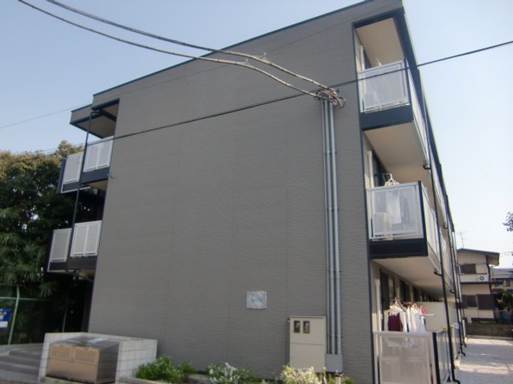 レオパレスMAKEARROWⅢの外観