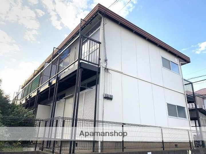 ハウス金子の外観