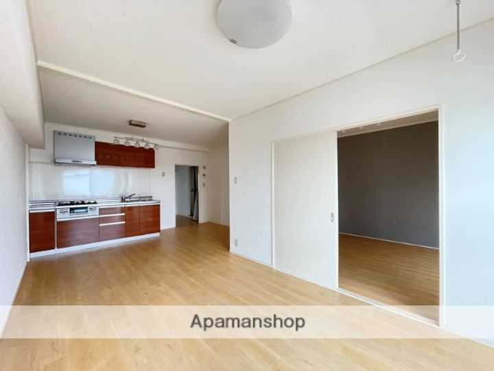 渋谷コート3号館の居間