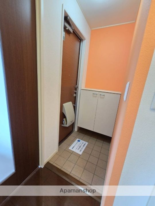 THE RESIDENCE102の玄関
