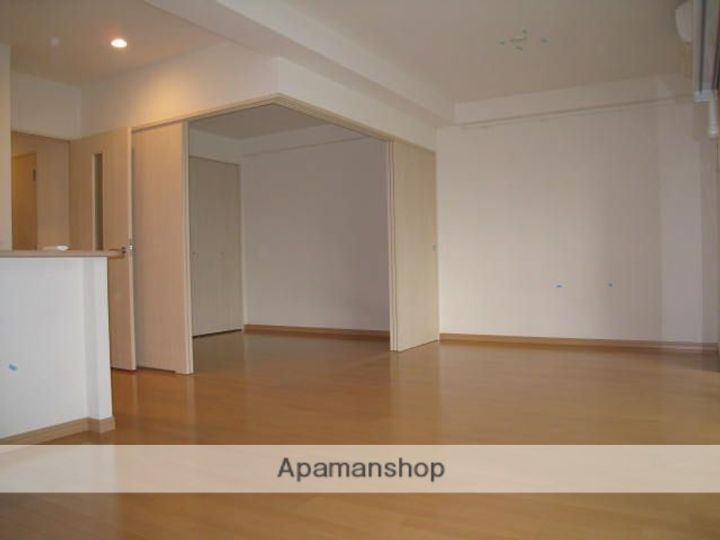 スターフィールド浦和常盤の居間