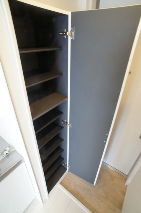 リブリ・南与野の玄関