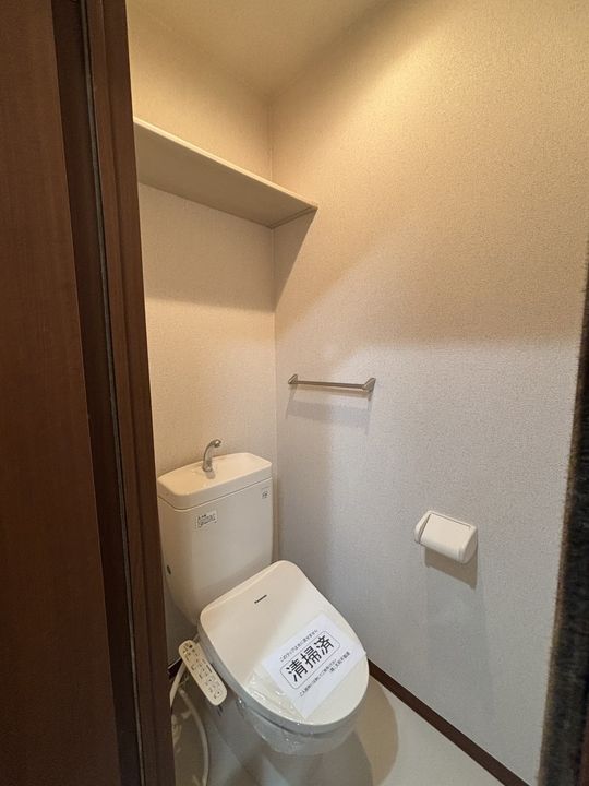 メゾンドグランドゥール102号室の内装