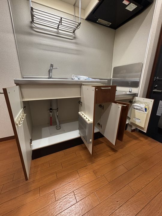 メゾンドグランドゥール102号室の内装