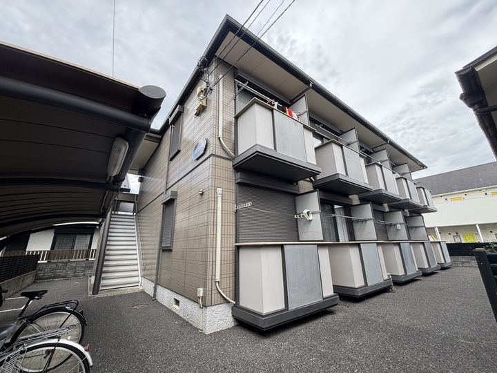 メゾンドグランドゥール102号室の外観