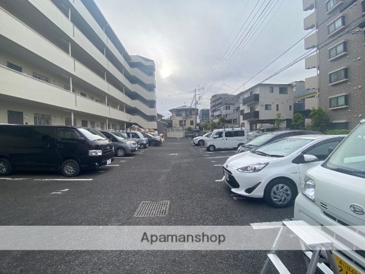 埼玉県さいたま市浦和区瀬ヶ崎1丁目の賃貸マンションの外観