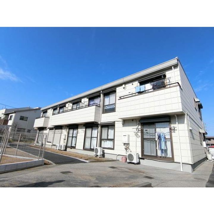 メゾンドコリンヌ203号室の外観