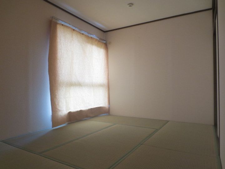 メゾンドコリンヌ203号室のその他画像