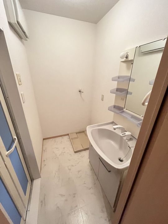 I.ヴィレッジ Aの内装