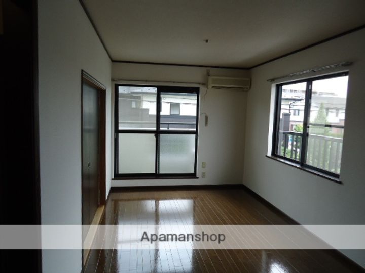 ロータスⅡ305の居間