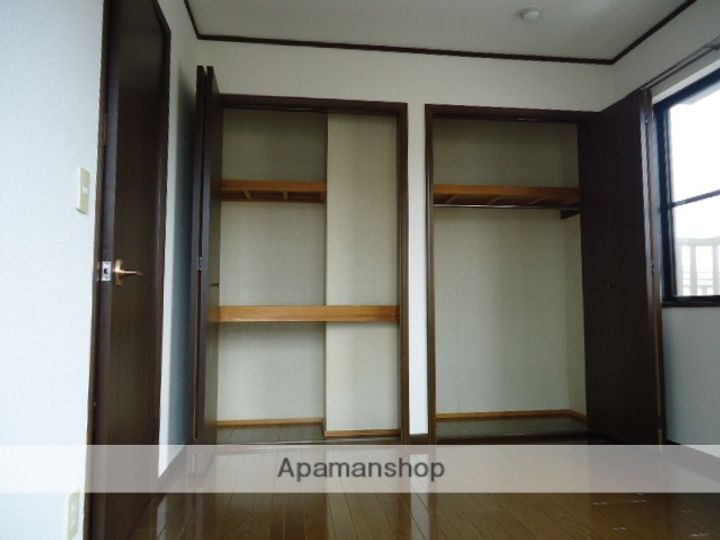 ロータスⅡ305の居間