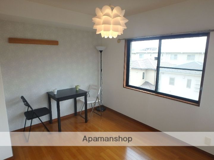 チョイス南浦和304の居間