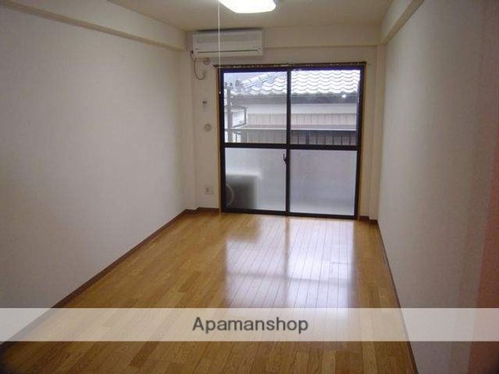 蕨パークプラザB棟306の居間