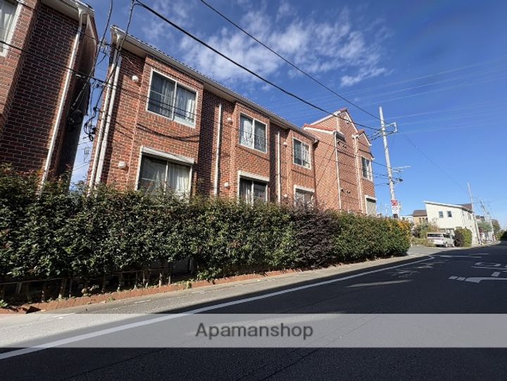 モンシャトー宮原R棟の外観