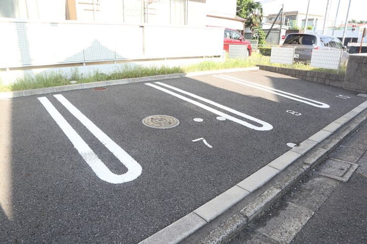VILLA GARLAND COURTの外観