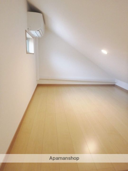 LUMINARE蕨の内装