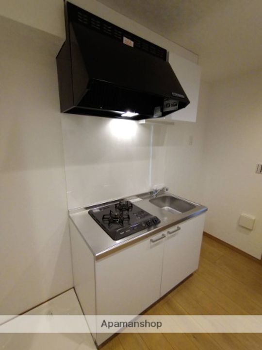 LIBERTA網代橋のキッチン