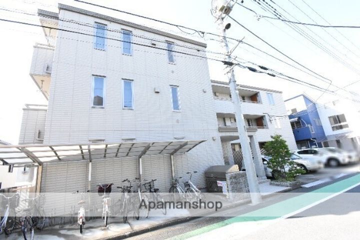 ブリーゼ 大宮の外観