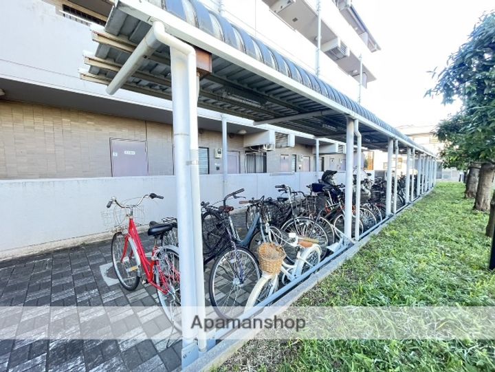 イタニティ弐番館503の外観