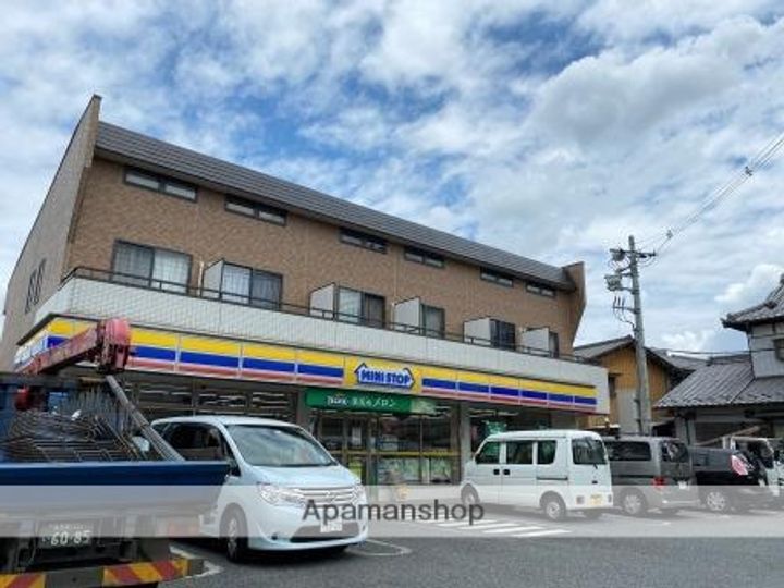 MAISON CHARLOTTE101の周辺