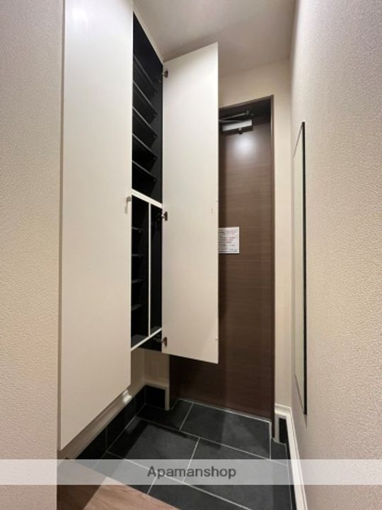 PACE SUDの玄関