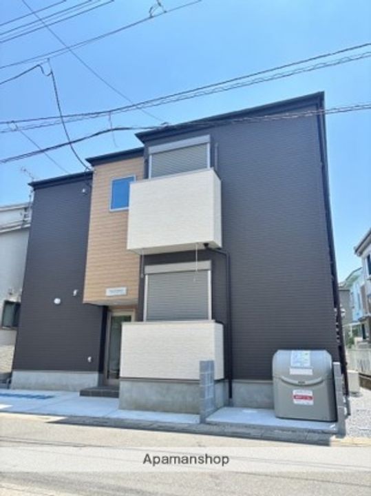 埼玉県さいたま市見沼区堀崎町の賃貸アパートの外観
