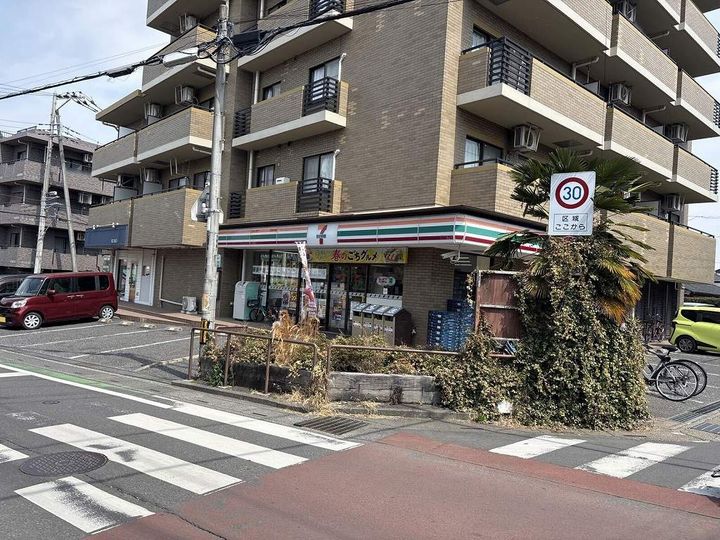レオパレス光の周辺