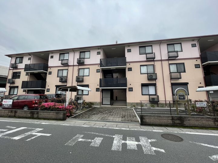 アンフェリュールHIDEの外観