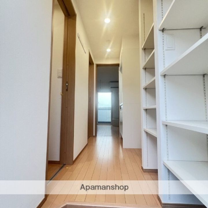 ボヌール指扇の玄関