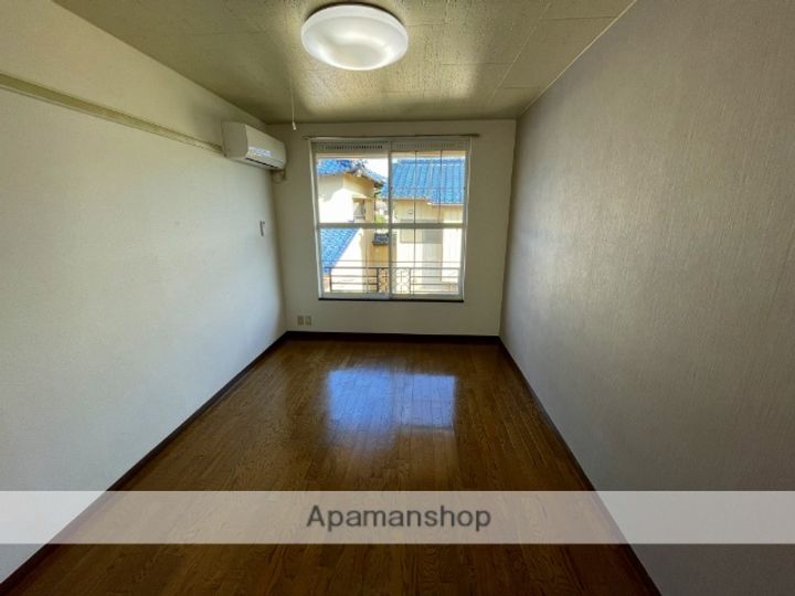 プリマベーラ102の居間