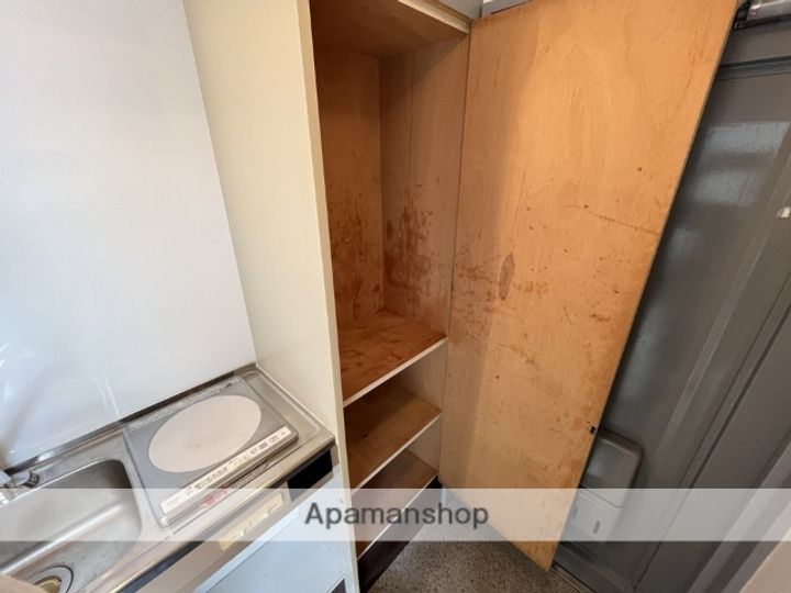 東和マンションの内装