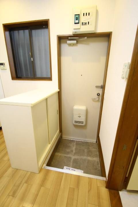 パルハイム志木101の玄関