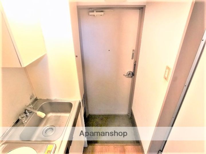 ラヴニール志木4の玄関