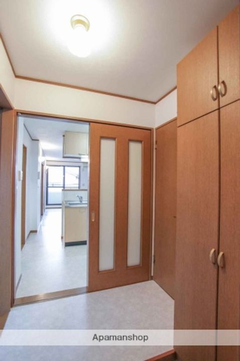 スカイヒルズの玄関