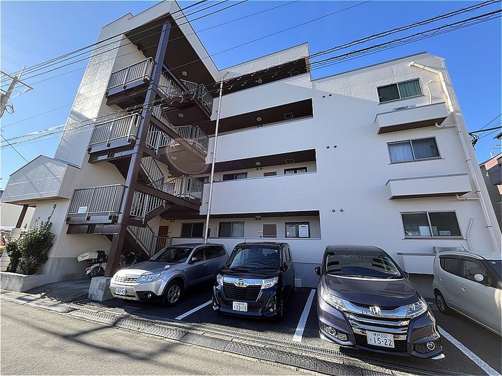 シャインヒル Ⅲの外観